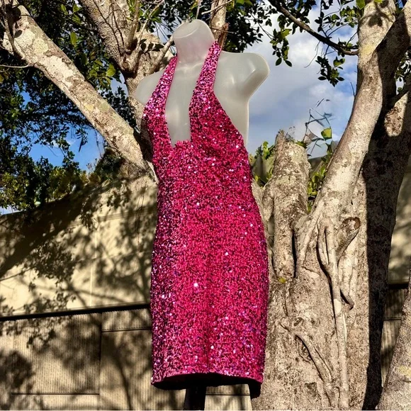 Fashion Nova Pink Sequin Corset Mini Dress Size M 8 Halter Velvet Stretch Party - Picture 3 of 16